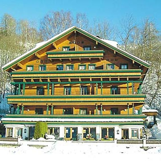 apartamenty-kitzsteinhorn-obiekt-budynek-glowny-teren-hotelu-107056-600-600