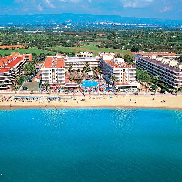 best-maritim-teren-hotelu-plaza-82214139-600-600