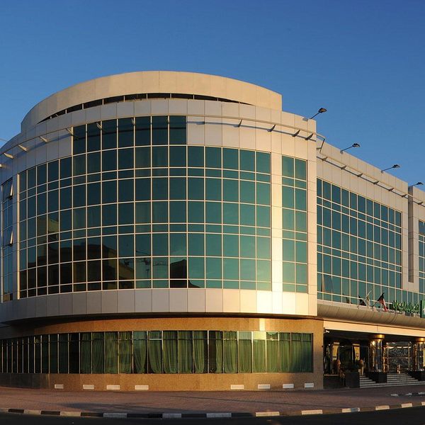 Hotel Holiday Inn Bur Dubai Embassy District ☀️ Emiraty Arabskie, Dubaj ...