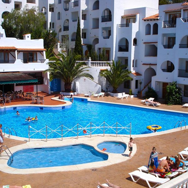 holiday-park-santa-ponsa-obiekt-basen-974175855-600-600