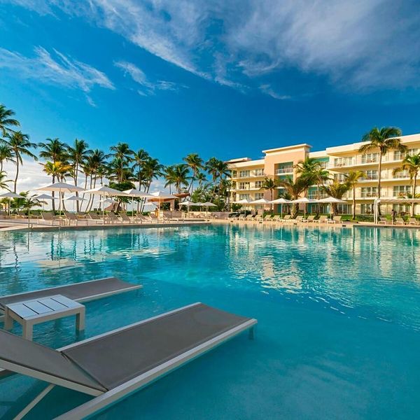 the-westin-punta-cana-resort-obiekt-teren-hotelu-basen-1014627957-600-600