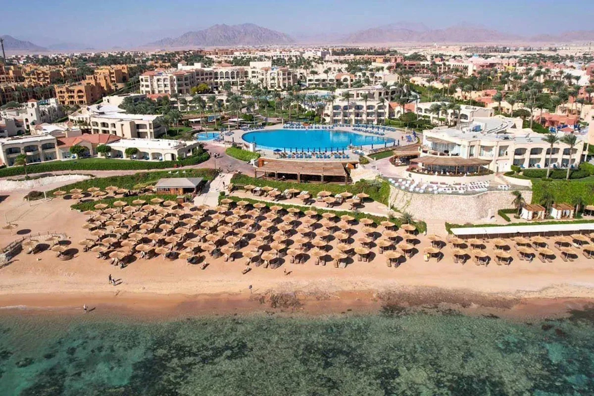 cleopatra luxury resort sharm adults only plaza 1553744436 1200 800
