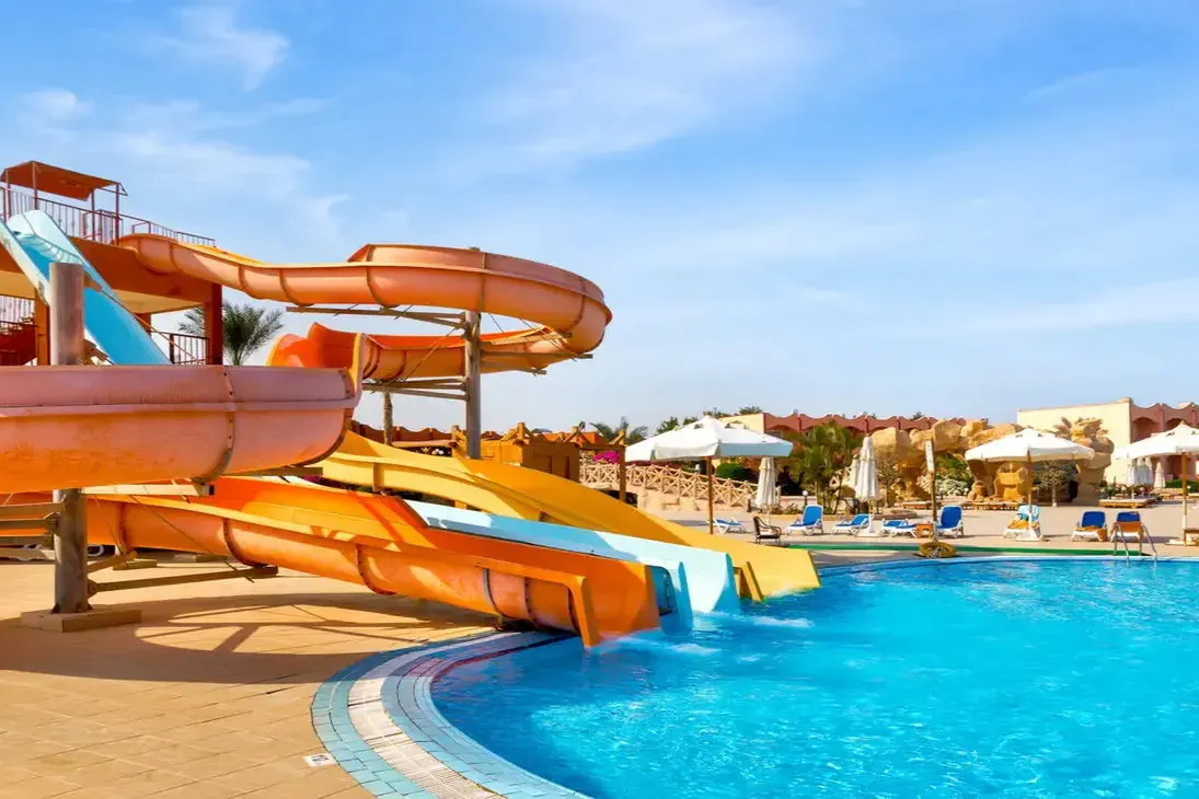 three corners happy life beach resort basen zjezdzalnia 1781336510 1200 800