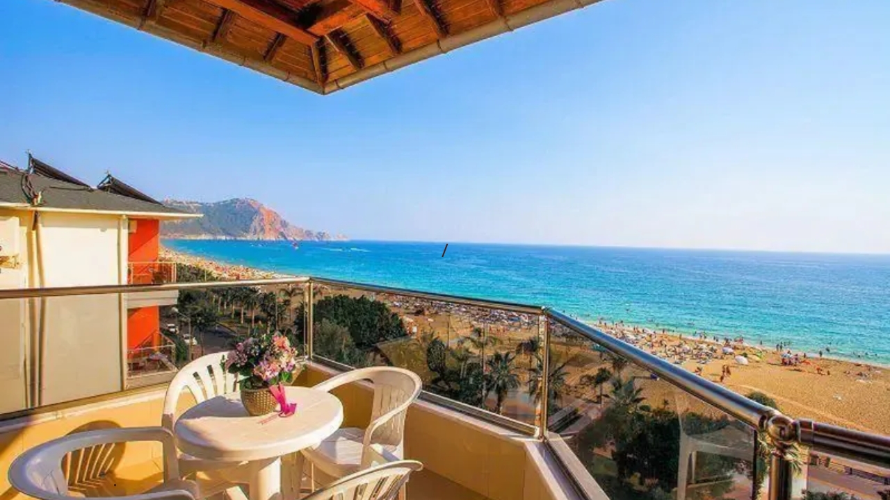 Kleopatra Ada Beach hotel przy plazy Kleopatry