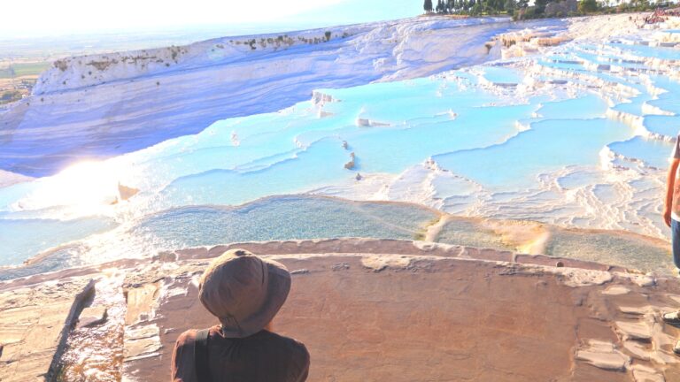 Pamukkale w Turcji ☀️ Dlaczego warto zobaczyć?