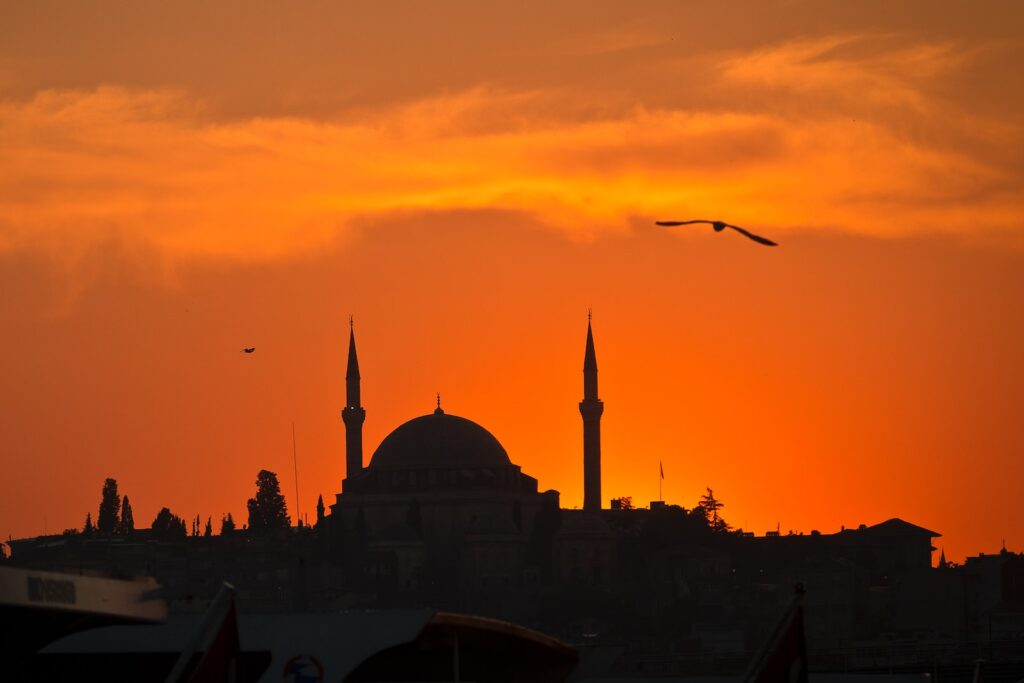 Wakacje za granicą a Ramadan – Sprawdź co warto wiedzieć