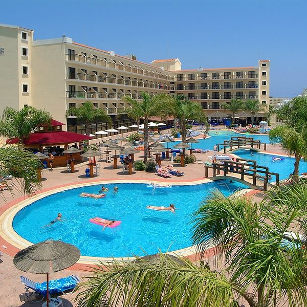 Hotel Tsokkos Gardens w Cypr