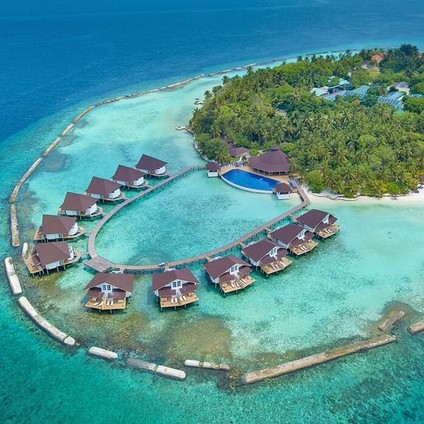 ellaidhoo-maldives-by-cinnamon-teren-hotelu-1249035981-600-600