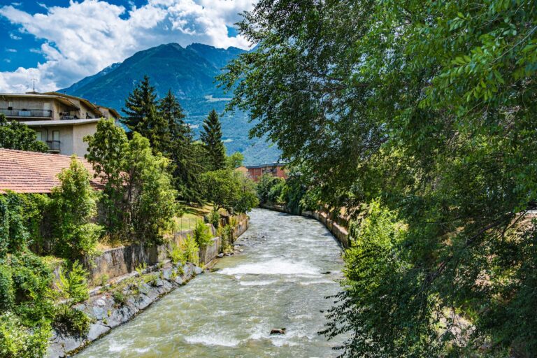 Dolina Aosty – pogoda. 🇮🇹 Sprawdź, kiedy jechać na wakacje do Doliny Aosty