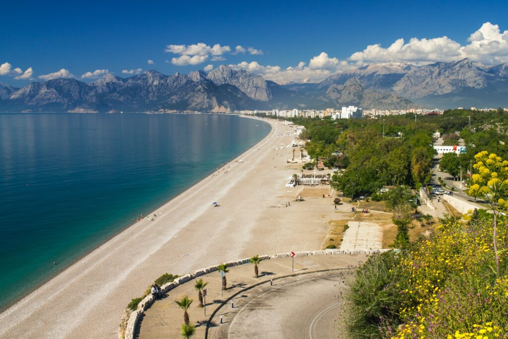 antalya pogoda, antalya wakacje, antalya turcja kiedy lecieć, antalya atrakcje