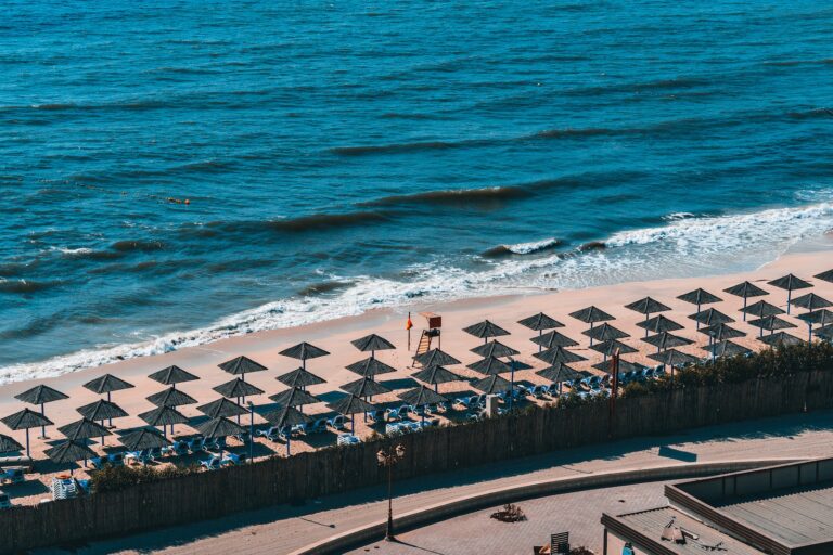 Ajman – pogoda. 🇦🇪 Sprawdź, kiedy jechać na wakacje do Ajman