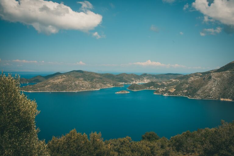 Itaka – pogoda. 🇬🇷 Sprawdź, kiedy jechać na wakacje na Itakę