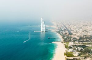 🔝 TOP #8 plaże w Dubaju – Najpiękniejsze plaże w Dubaju 🇦🇪