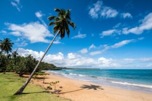 Samana – pogoda. 🇩🇴 Sprawdź, kiedy jechać na wakacje do Samany