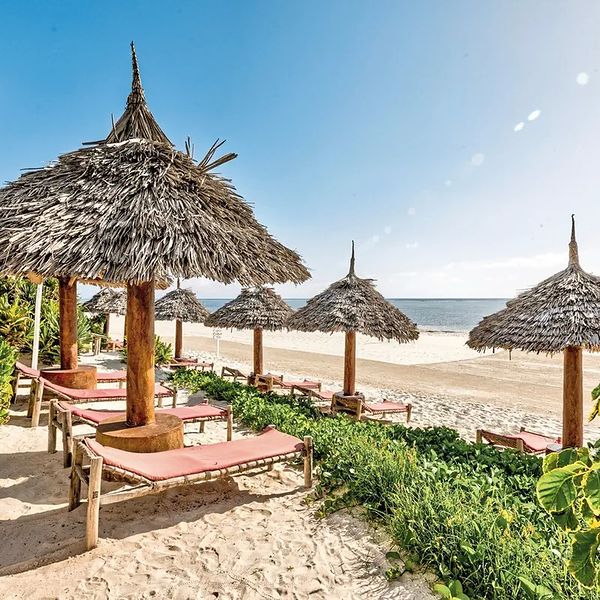 Hotel AHG Sun Bay Mlilile Beach w Tanzania