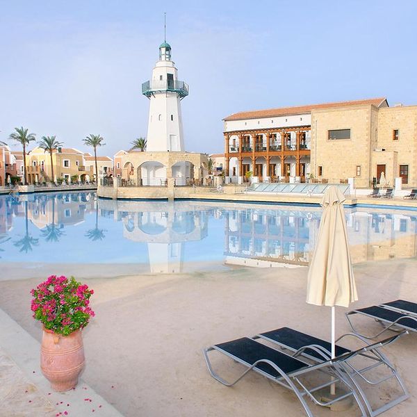 Hotel Aliathon Holiday Village w Cypr