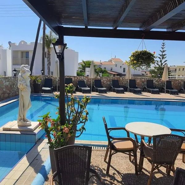 Hotel Anais Bay Hotel Apartments w Cypr