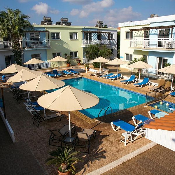 Wakacje w Hotelu Anais Bay Hotel Apartments Cypr