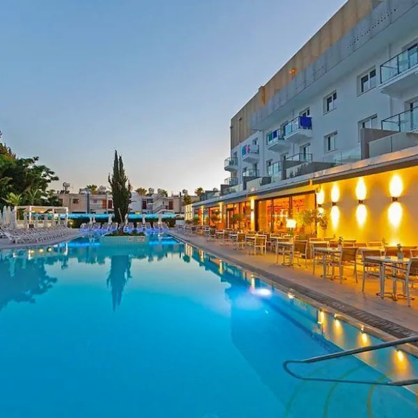 Opinie o Anemi Hotel & Suites