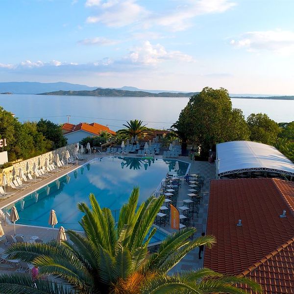 Opinie o Aristoteles Holiday Resort & SPA