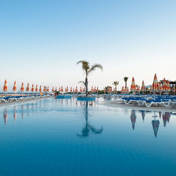 Hotel Asterias Beach (Ayia Napa) w Cypr