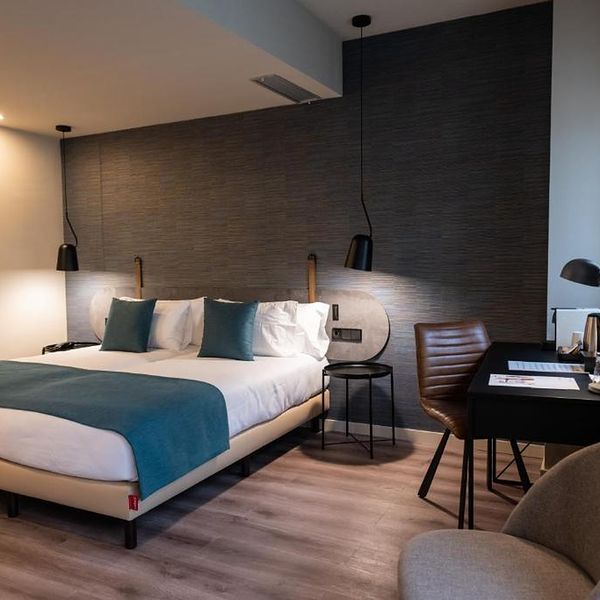 Hotel Atenea Rekord Suites w Hiszpania