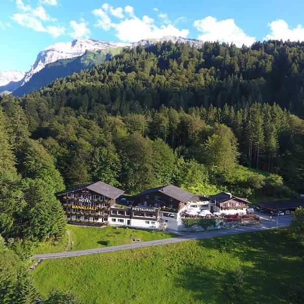 Wakacje w Hotelu BANKLIALP - FREE SKI Szwajcaria