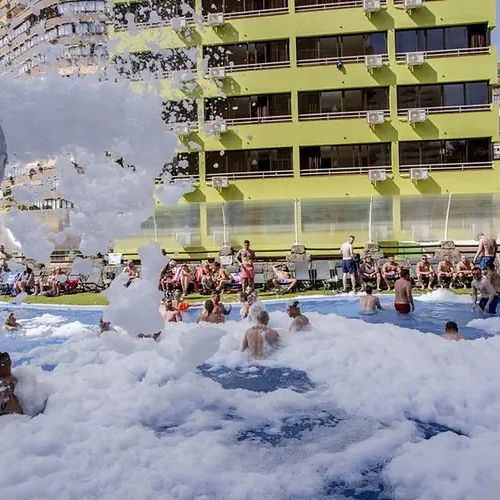 Opinie o Benidorm Celebrations