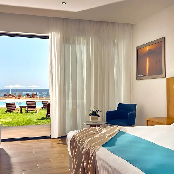 Hotel Cavo Orient Beach w Grecja