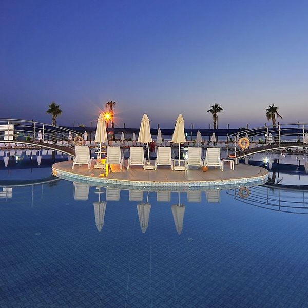 Hotel Cenger Beach Resort w Turcja