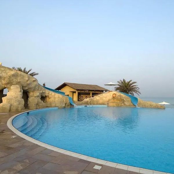 Hotel Coral Beach Resort w Emiraty Arabskie