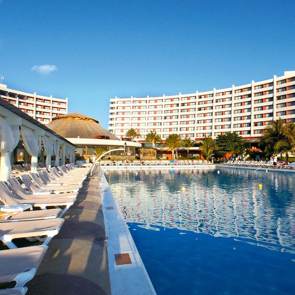 Opinie o Crown Paradise Club Cancun