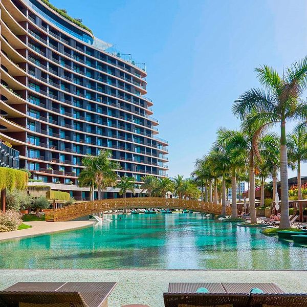 Wakacje w Hotelu DoubleTree by Hilton Dubai M Square Hotel & Residences Emiraty Arabskie
