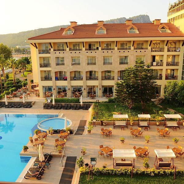 Wakacje w Hotelu Fame Residence Kemer Turcja