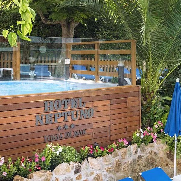 Hotel GHT Neptuno w Hiszpania