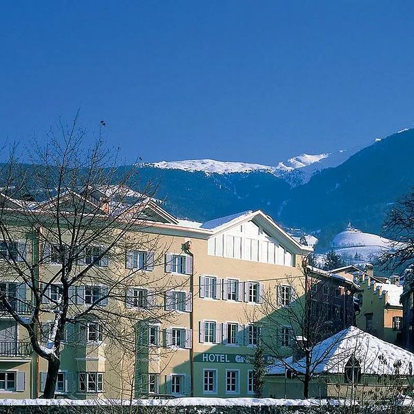 Wakacje w Hotelu Gruner Baum (Brixen) Włochy
