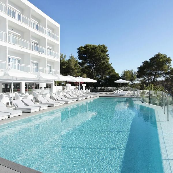 Hotel Grupotel Ibiza Beach Resort w Hiszpania