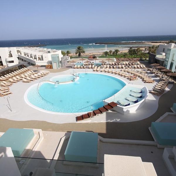 Wakacje w Hotelu HD Beach Resort & Spa Hiszpania