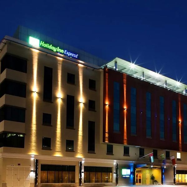 Hotel Holiday Inn Express Safa Park w Emiraty Arabskie
