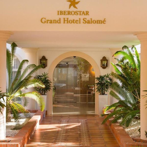 Iberostar-Grand-Salome-odkryjwakacje-4