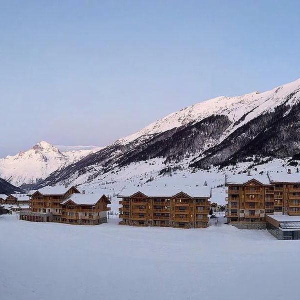 Wakacje w Hotelu Les Chalets de Flambeau Francja