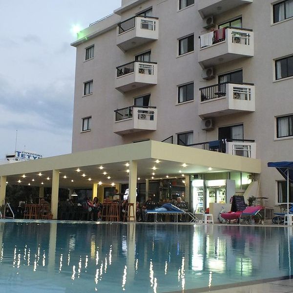 Wakacje w Hotelu Livas Cypr