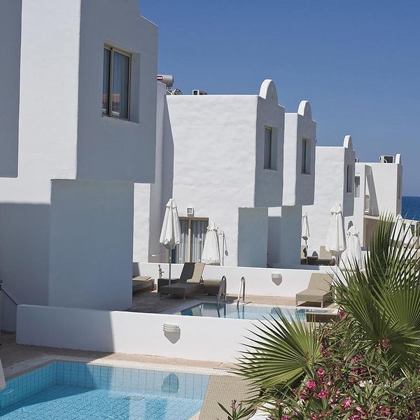 Hotel Louis Althea Kalamies Villas w Cypr