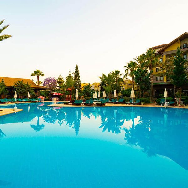 Hotel Loxia Comfort Club Side (ex. Fun & Sun Life Side) w Turcja