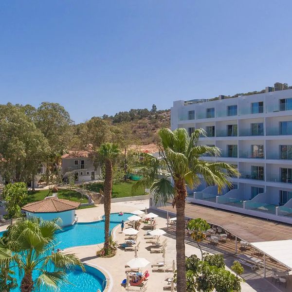 Hotel Narcissos Waterpark Resort w Cypr