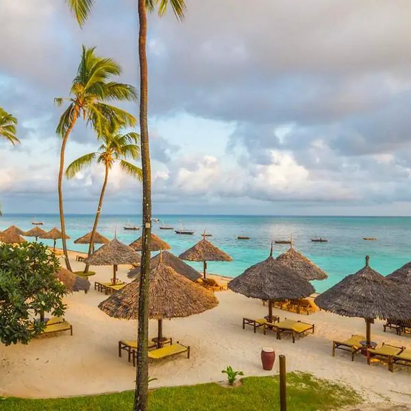 Nungwi-Beach-Resort-by-Turaco-ex.-DoubleTree-Resort-by-Hilton-Zanzibar-Nungwi-odkryjwakacje-4