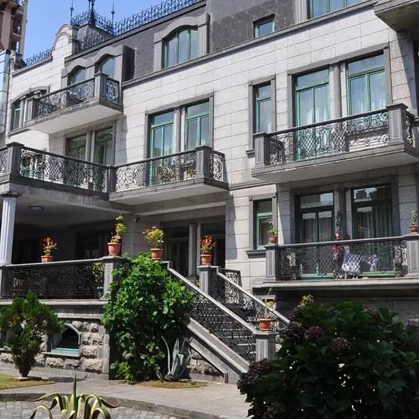 Hotel O. Galogre w Gruzja