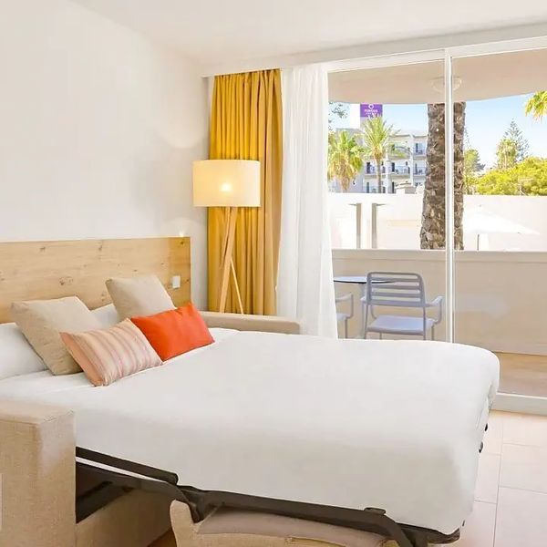 Opinie o Palmanova Beach Apartments by TRH (ex. Lively Mallorca)