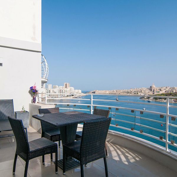 Wakacje w Hotelu Pebbles Boutique Aparthotel Malta