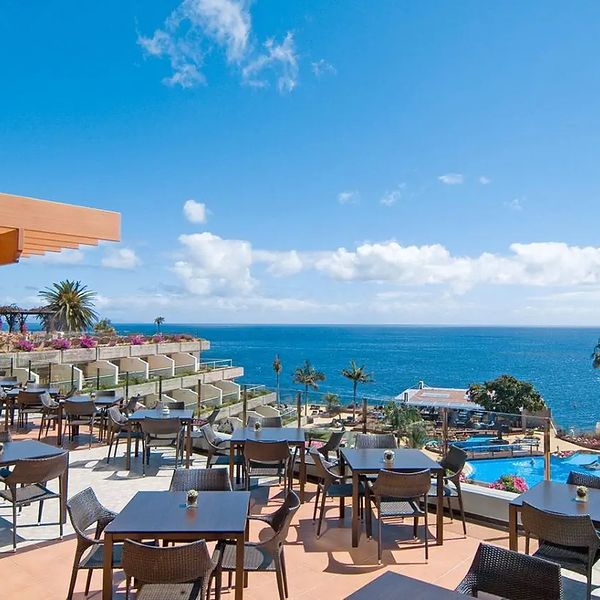 Hotel Pestana Carlton Madeira Ocean Resort w Portugalia